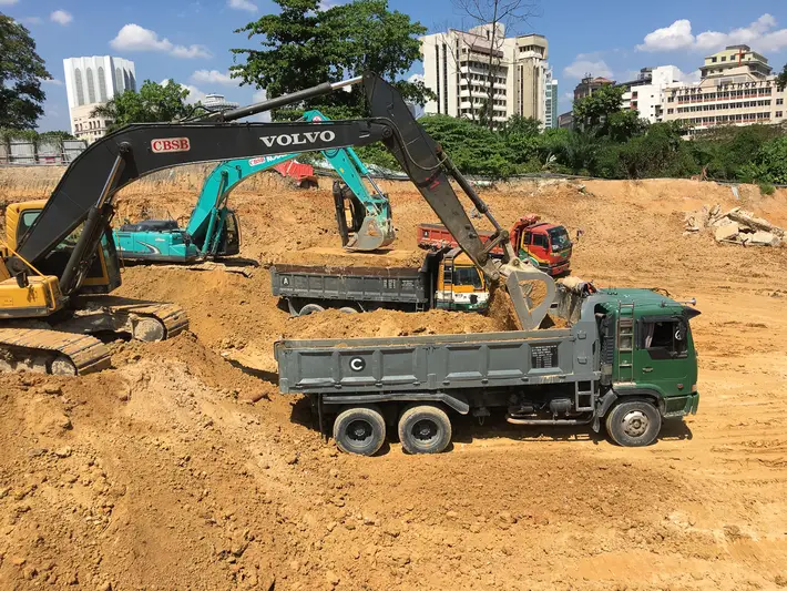 Excavation and Disposal PNB 118 Tower Podium @ K.L.